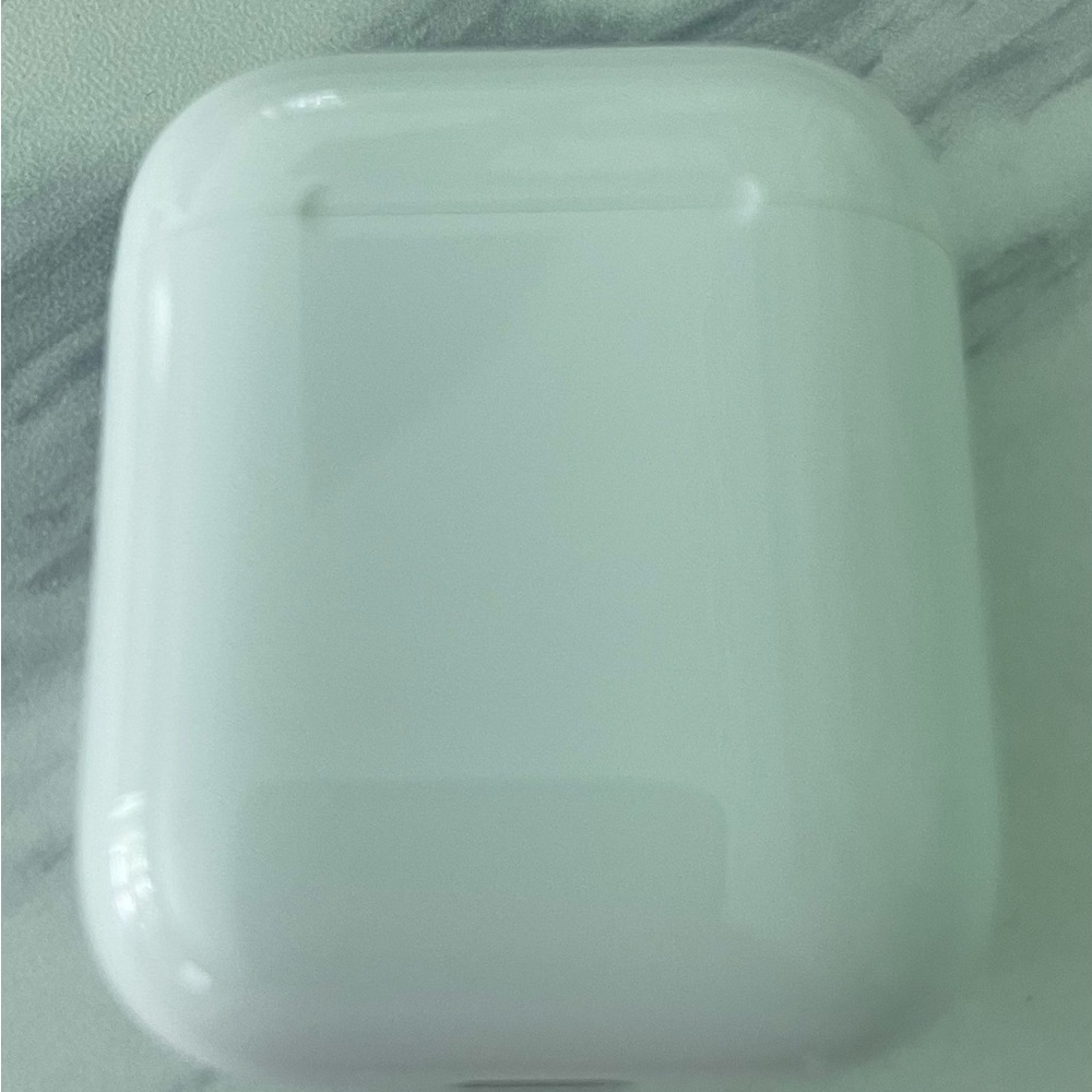 Apple AirPods (Second Generation) with Charging Case